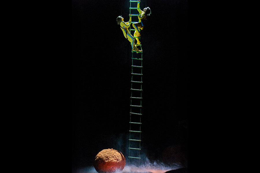 MÜNCHNER KAMMERSPIELE mia 01