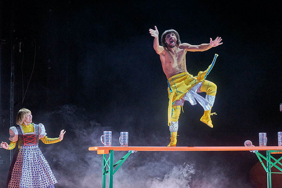 MÜNCHNER KAMMERSPIELE mia 09